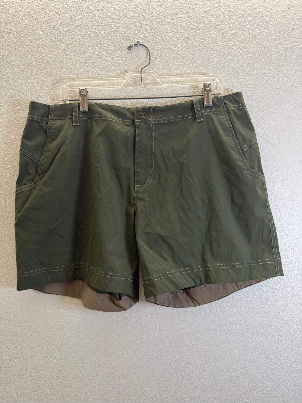 sahalie Women's High-Waist Olive Green Outdoor Shorts - Picture 1 of 10